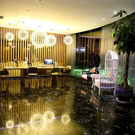 Clarity Hotel Yishui Coach Station Exterior photo